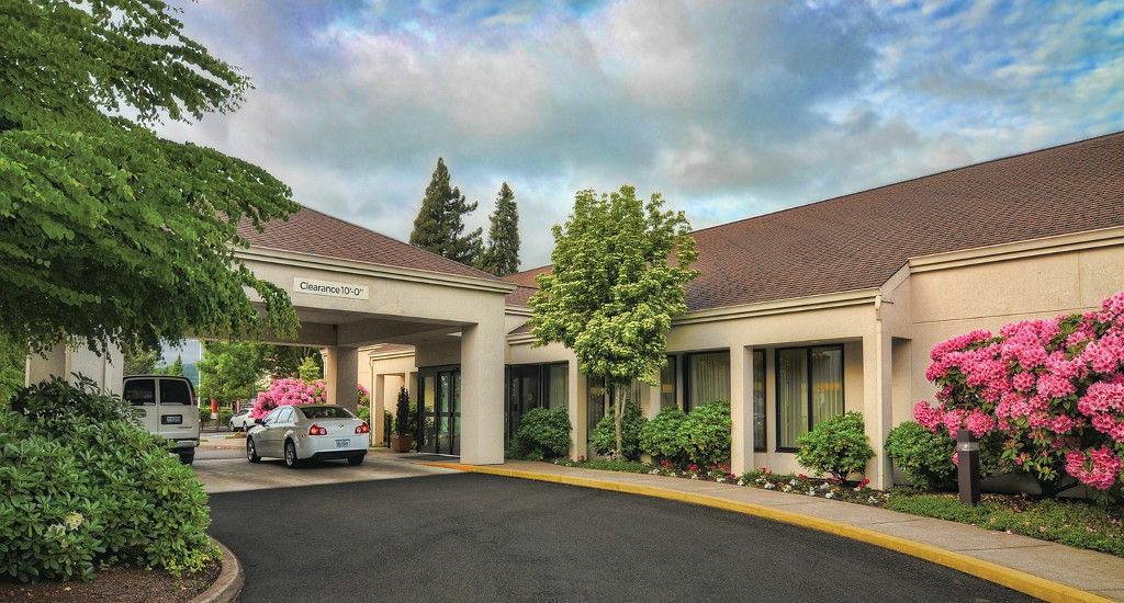 Courtyard By Marriott Eugene Springfield Hotel Exterior photo